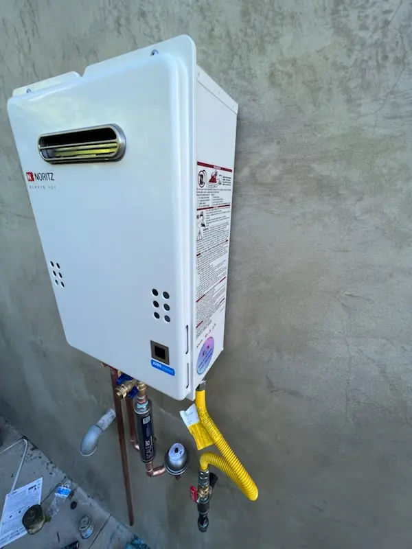 Tankless water heater installation for East Davis homes